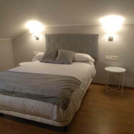 Apartamentos Prestin Onís Exterior foto